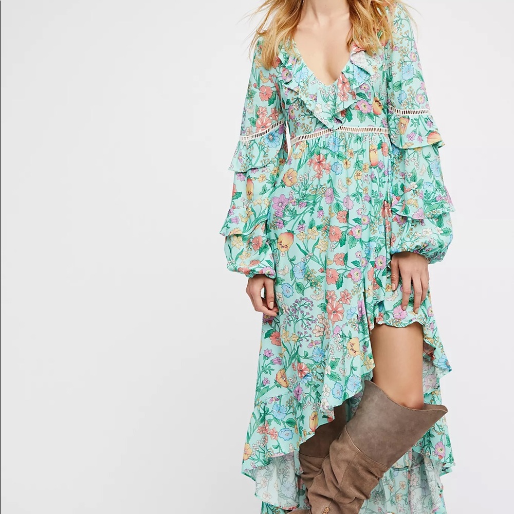Sayulita frill gown